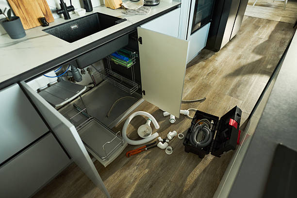 24/7 Emergency Toilet Repair experts in Monterey, CA